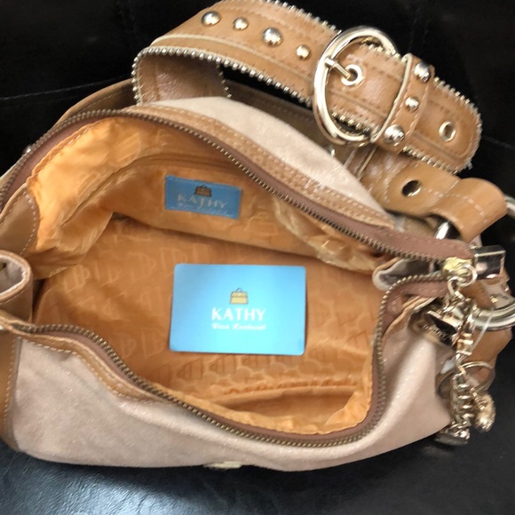 🆕 Kathy Van Zeeland Shoulder Bag - Picture 7 of 8
